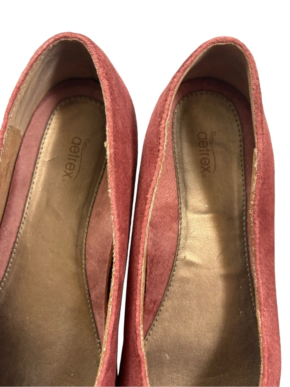 Aetrex Pink Leather Upper Flats Women’s Size 9